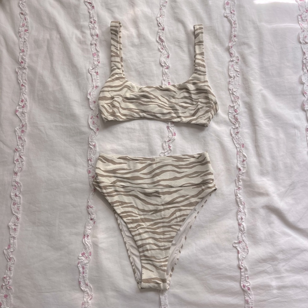 aerie bikini set animal print